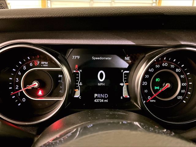 Used 2021 Jeep Gladiator Mojave w/ Cold Weather Group AWD/4WD image 19