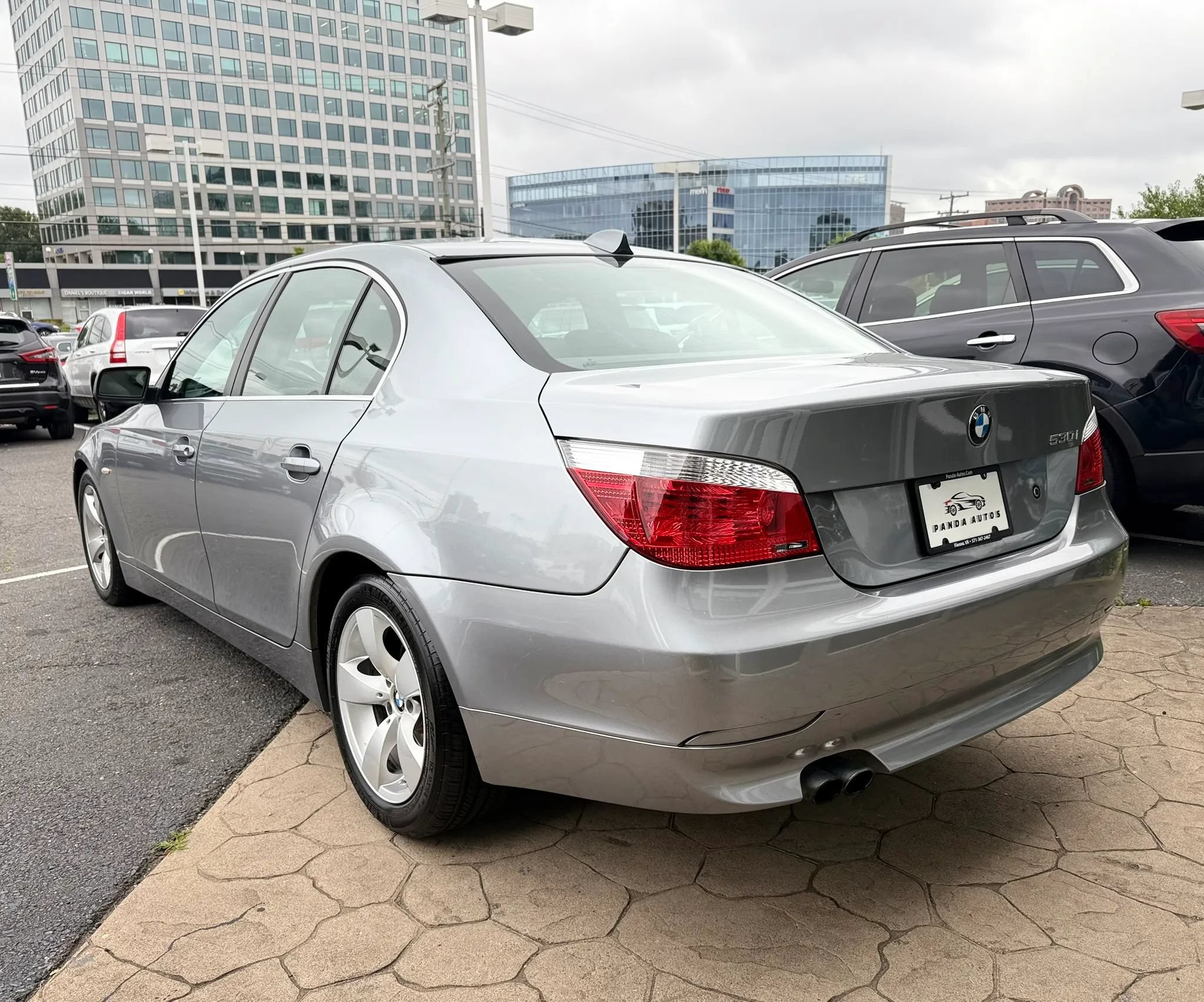Used 2007 BMW 530i Sedan RWD image 5