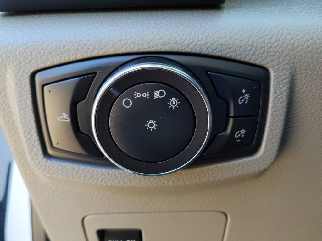 Certified 2019 Ford F150 XL RWD image 12