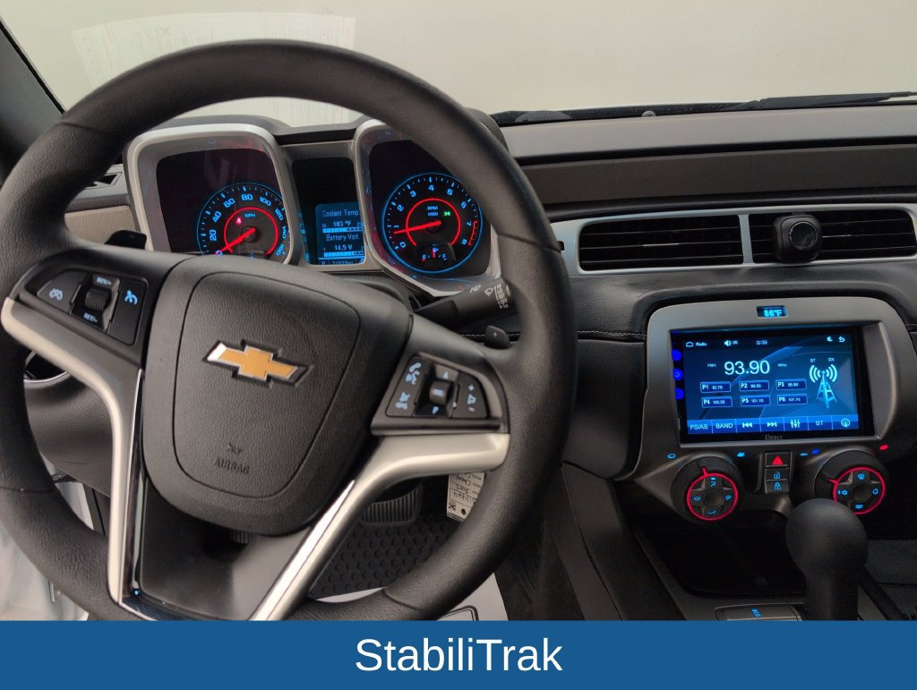 Used 2015 Chevrolet Camaro LS RWD image 19