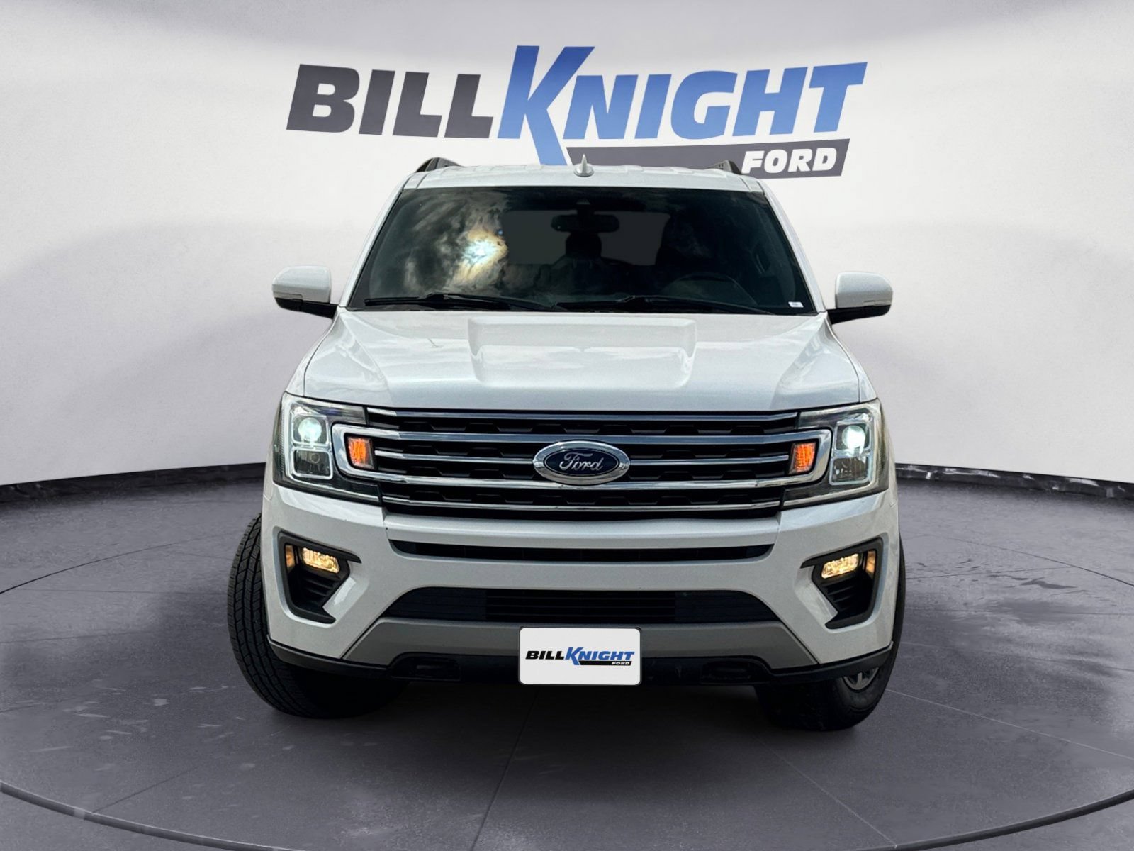 Used 2019 Ford Expedition Max XLT w/ Equipment Group 202A AWD/4WD image 8