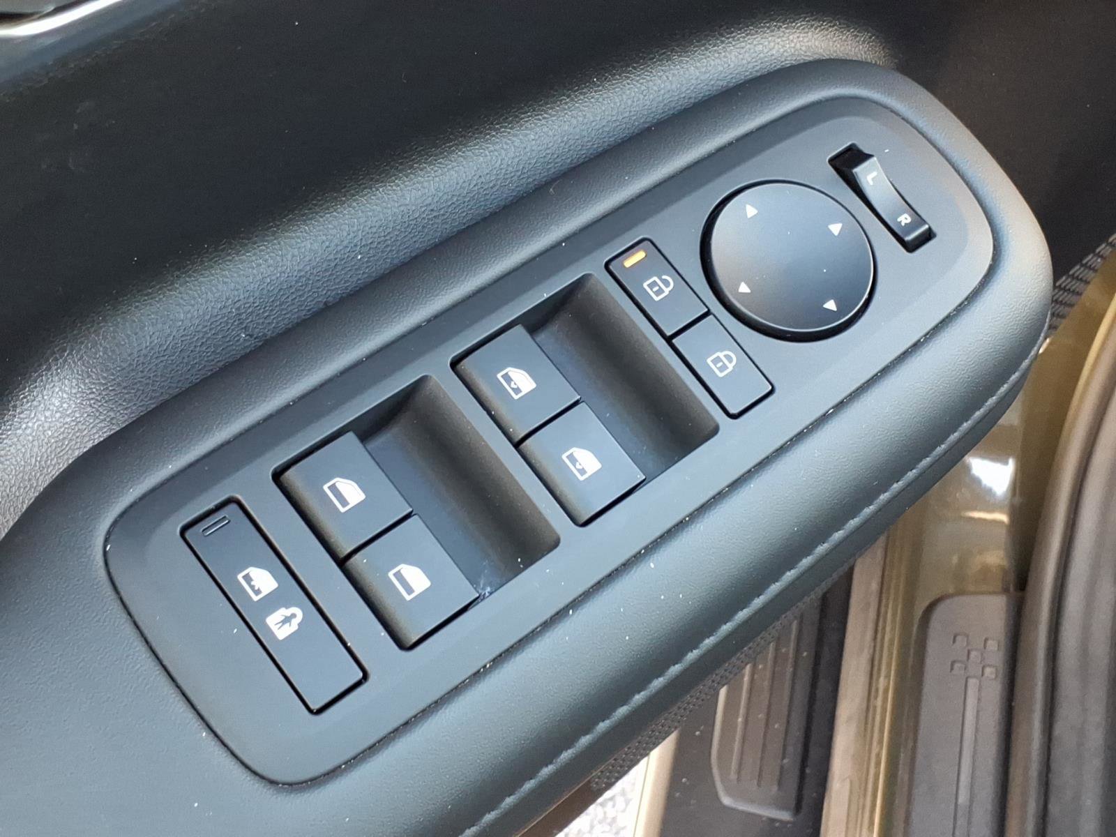 Certified 2025 Hyundai Santa Fe XRT image 11