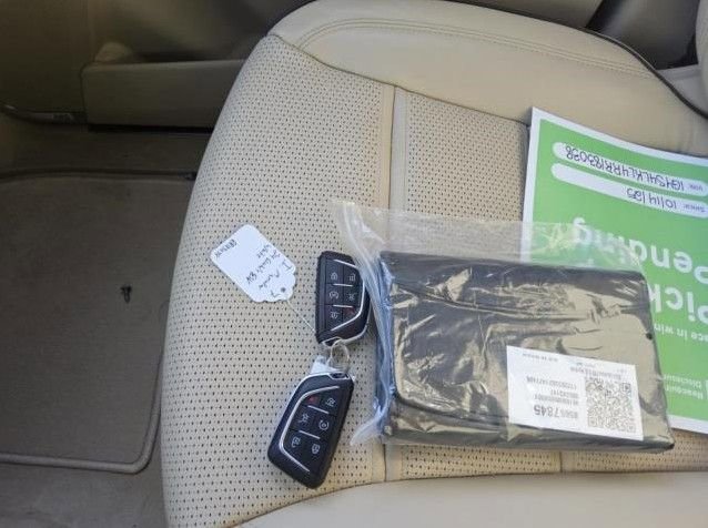 Used 2024 Cadillac Escalade ESV Premium Luxury w/ Performance Package AWD/4WD image 7