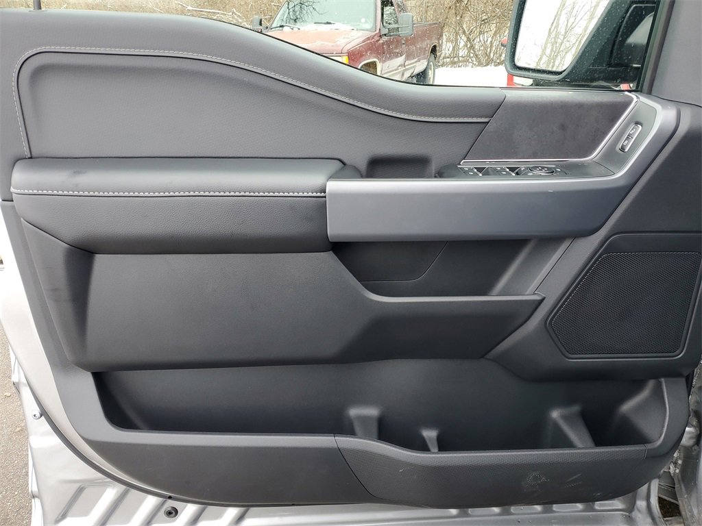 New 2025 Ford F150 XLT w/ Equipment Group 302A MID image 24