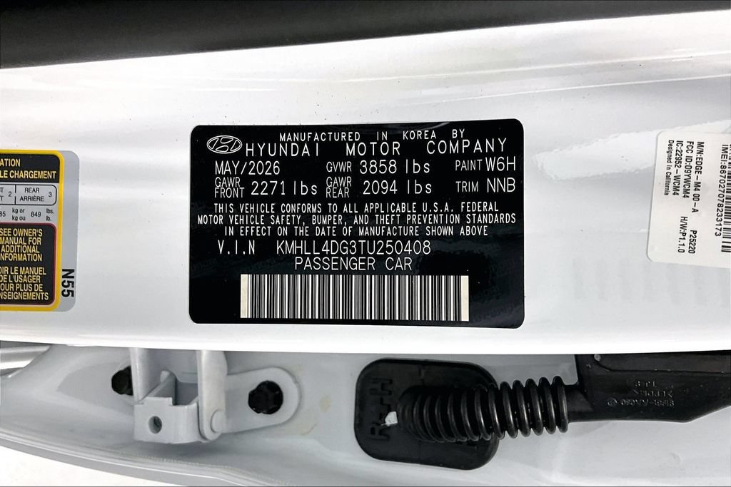 Used 2026 Hyundai Elantra SE FWD image 23