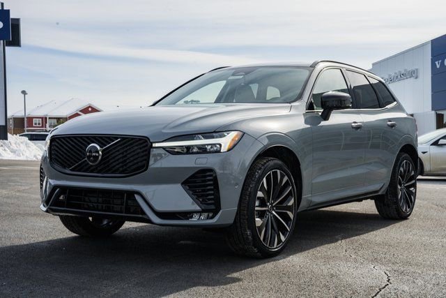 New 2026 Volvo XC60 B5 Ultra w/ Protection Package Premier image 3