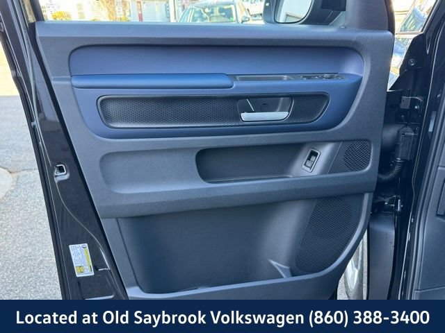 New 2025 Volkswagen ID. Buzz Pro S RWD image 31