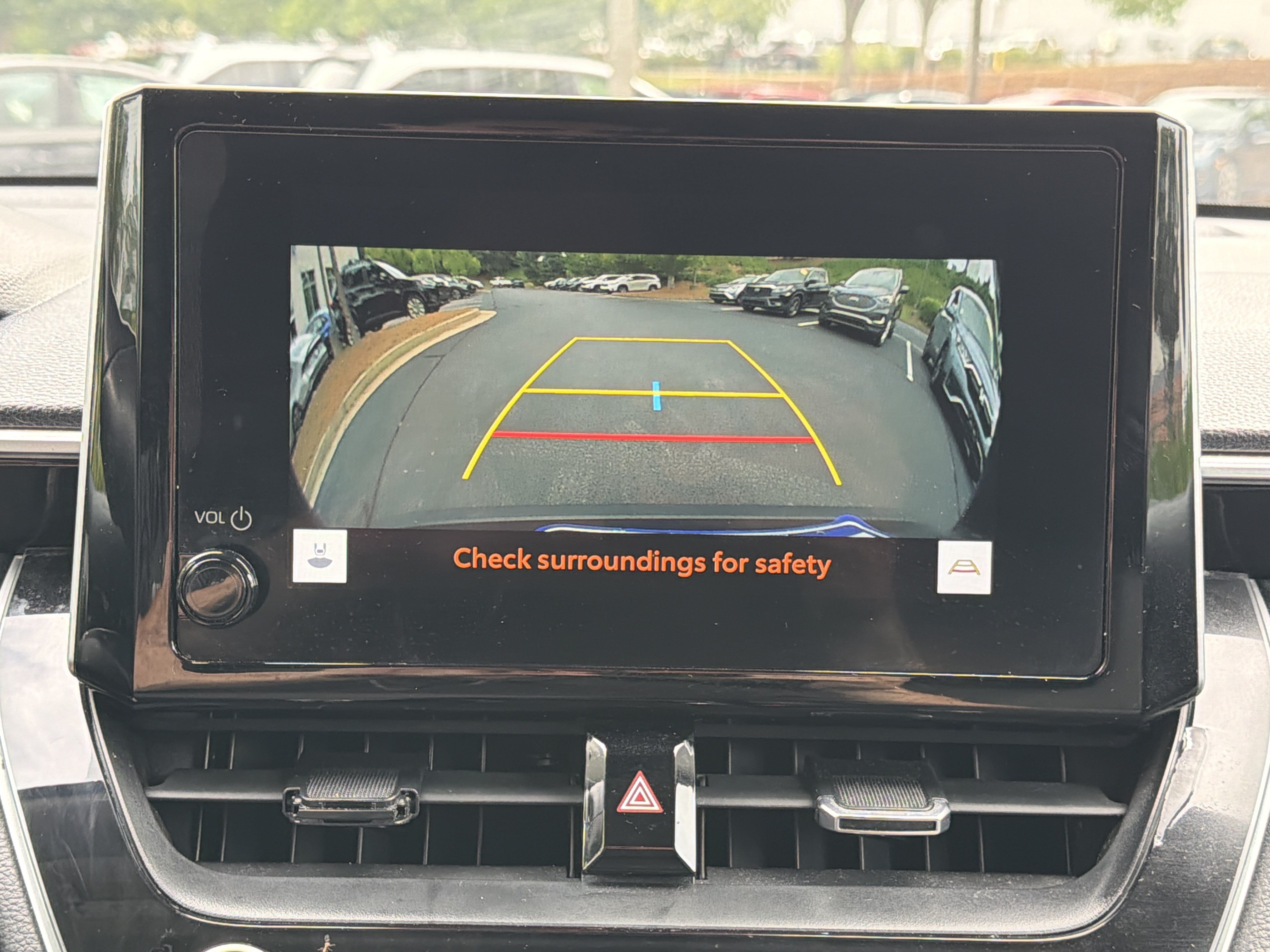 Used 2024 Toyota Corolla Cross XLE FWD image 6
