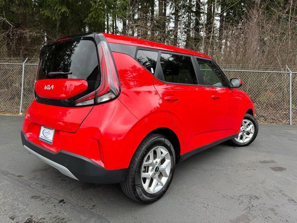 Used 2024 Kia Soul LX w/ Option Group 015 image 15