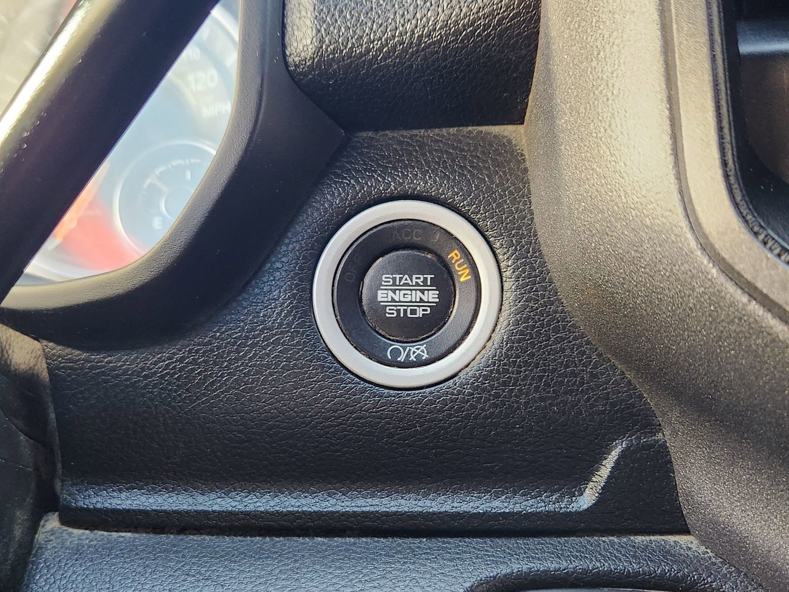 Used 2022 RAM 5500 Tradesman w/ Chrome Appearance Group image 23