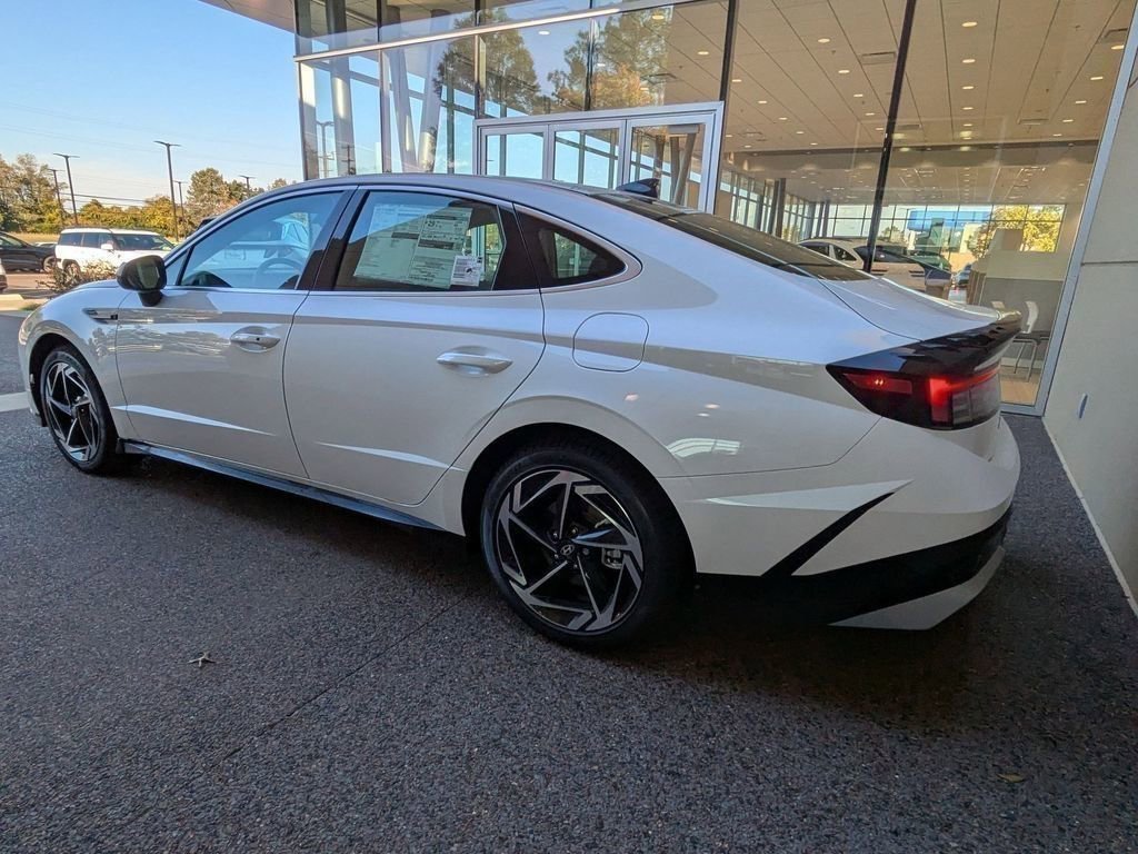 New 2026 Hyundai Sonata SEL image 2