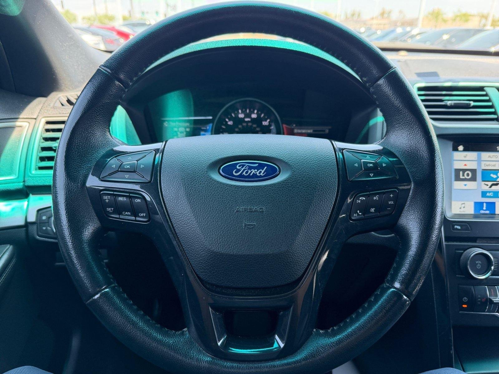Used 2017 Ford Explorer XLT w/ Equipment Group 202A FWD image 9