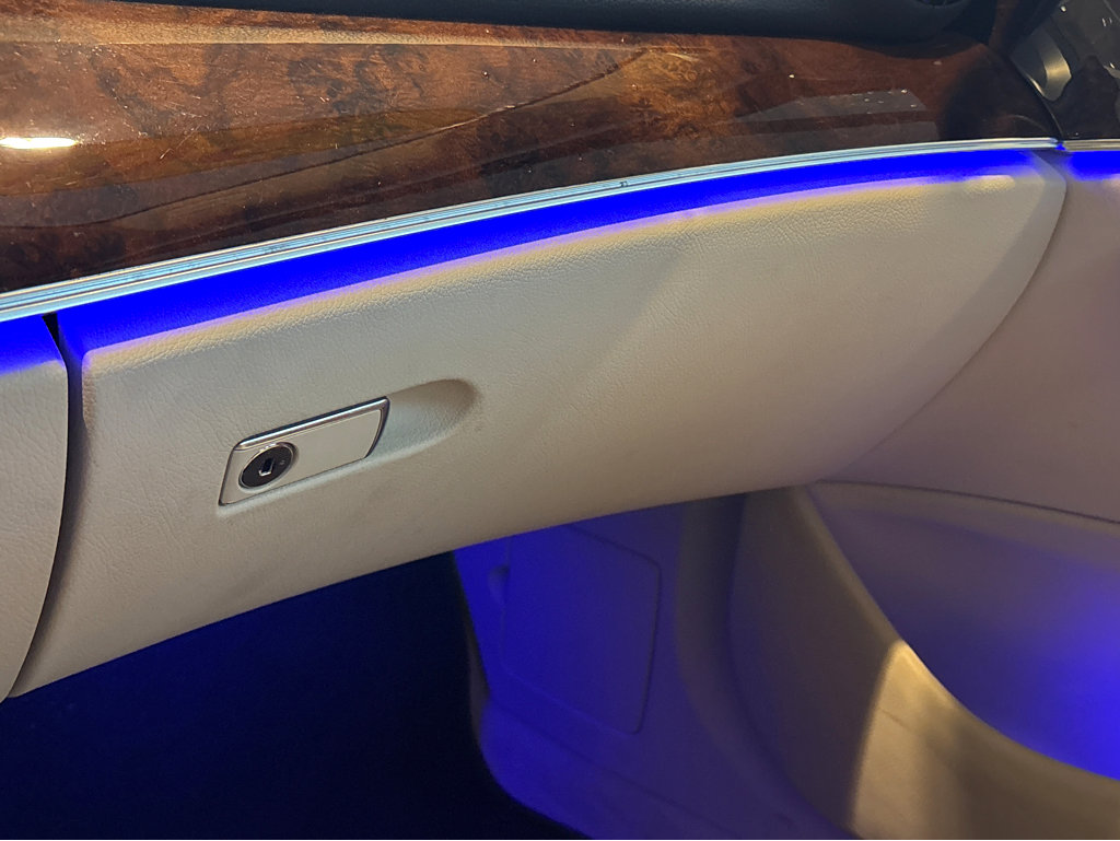 Used 2017 Mercedes-Benz E 300 4MATIC image 25