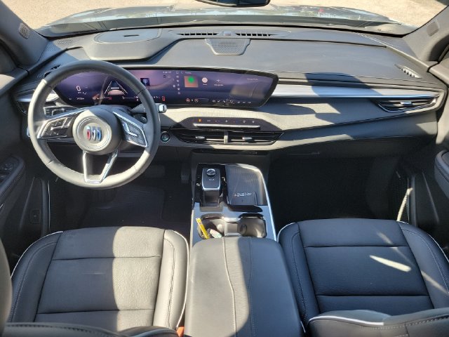 Used 2025 Buick Enclave Preferred FWD image 8
