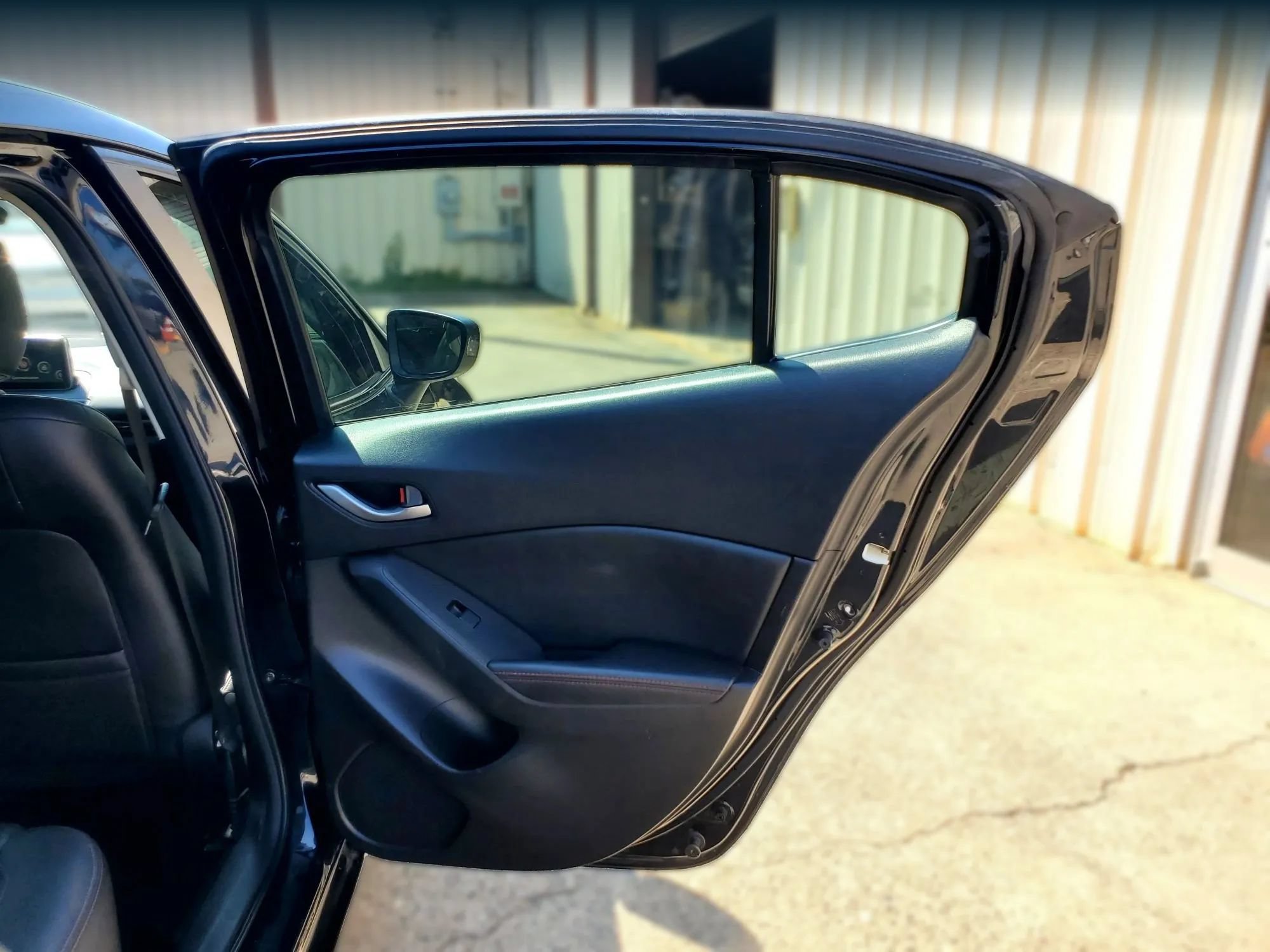 Used 2016 MAZDA MAZDA3 i Grand Touring FWD image 26