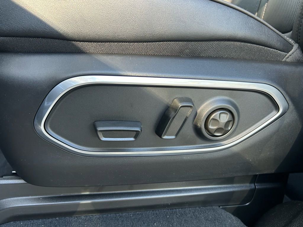 New 2026 Jeep Grand Wagoneer L Limited image 16