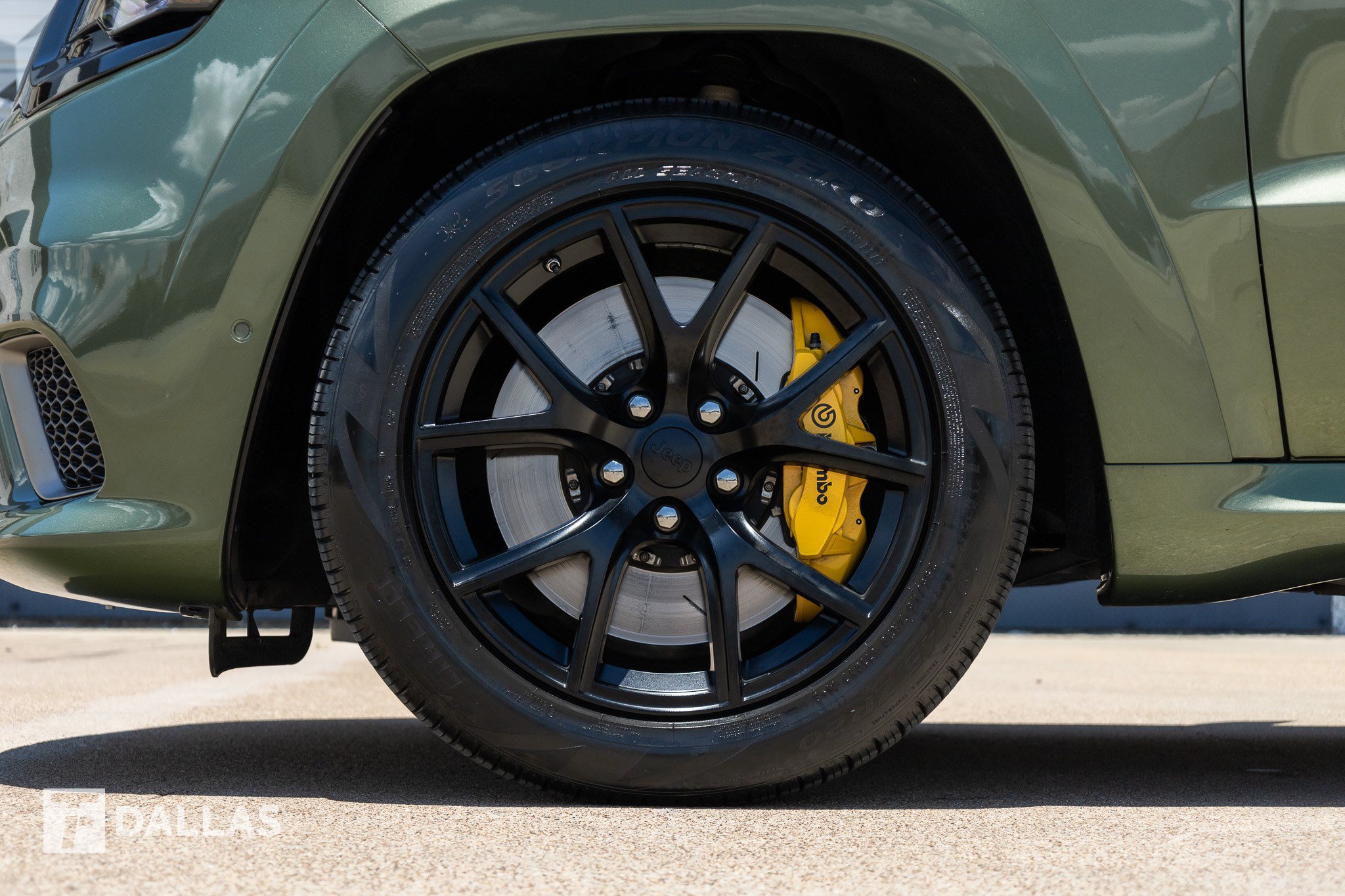 Used 2021 Jeep Grand Cherokee Trackhawk AWD/4WD image 8