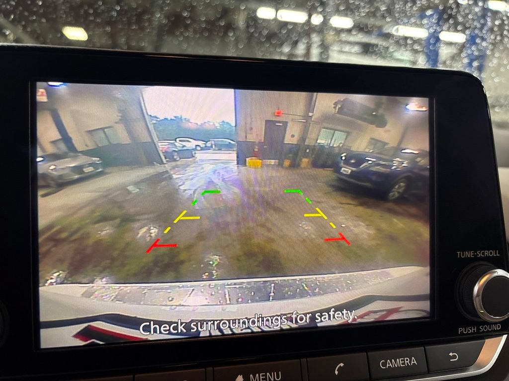 Used 2024 Nissan Rogue SV AWD/4WD image 27