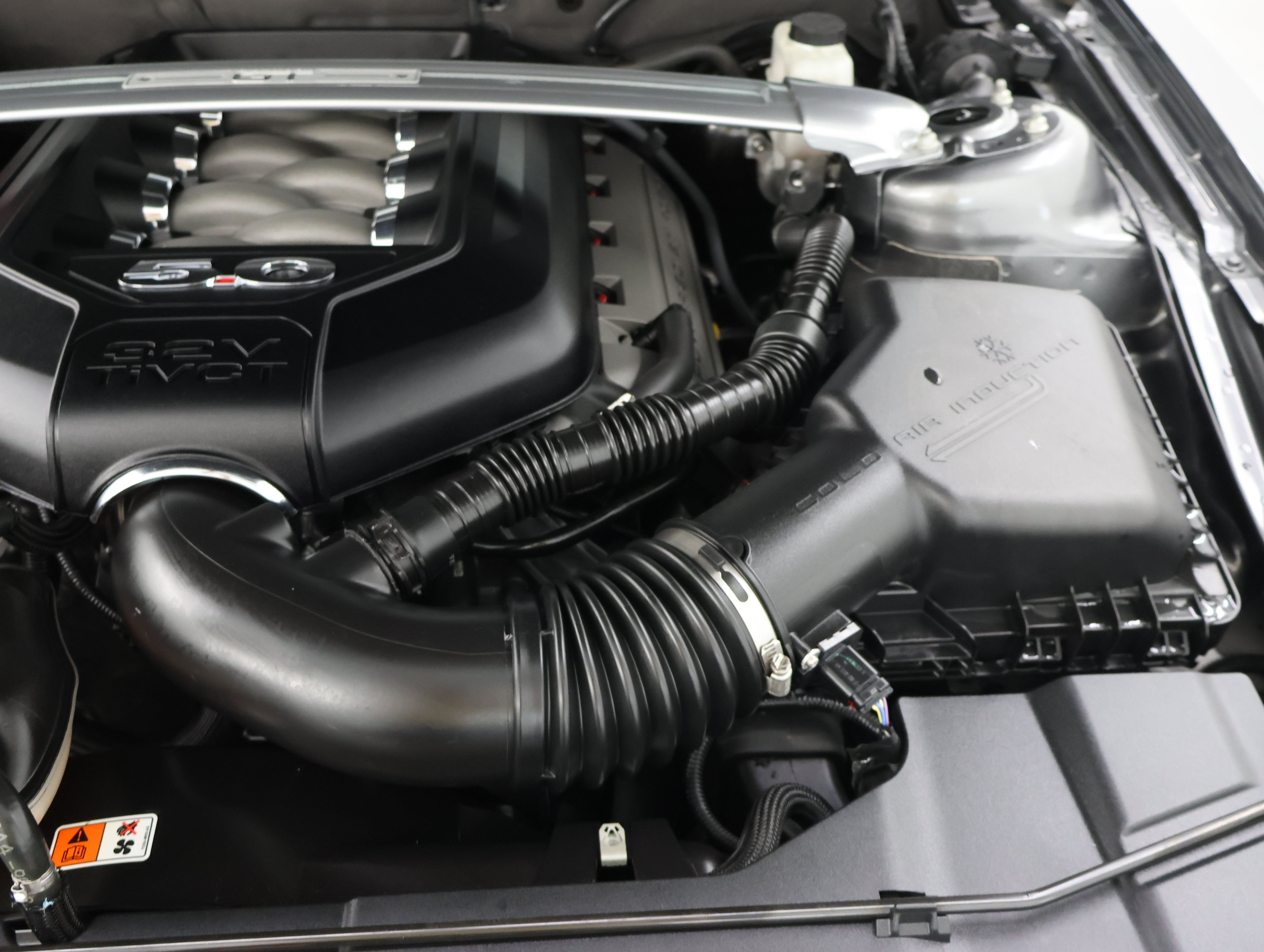 Used 2014 Ford Mustang GT Premium RWD image 17