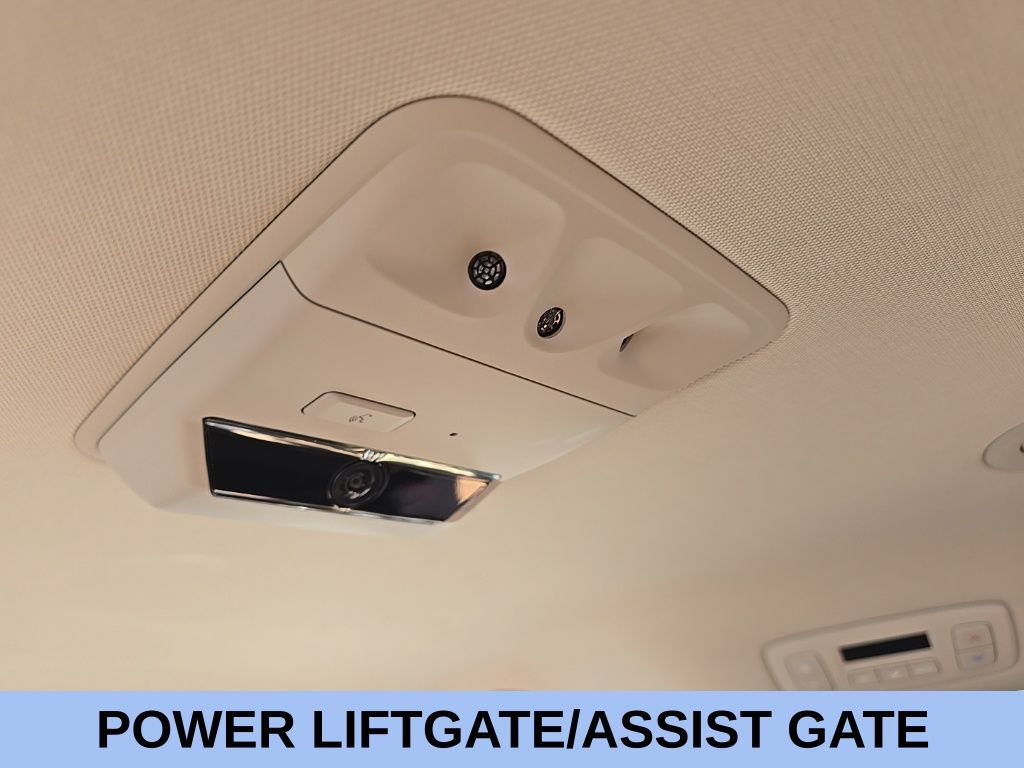 Used 2023 Kia Carnival EX FWD image 18