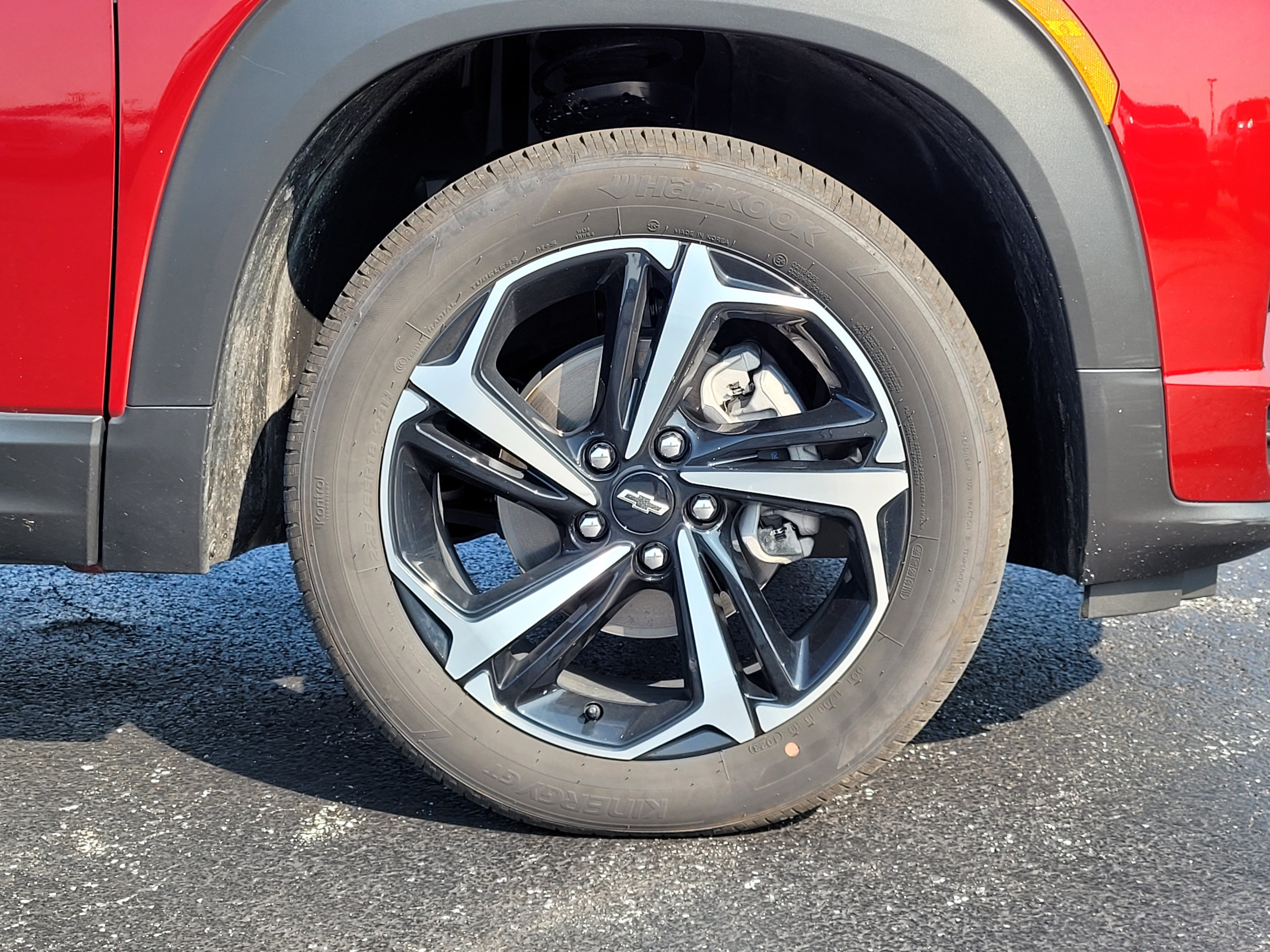Used 2023 Chevrolet TrailBlazer RS w/ Convenience Package AWD/4WD image 10