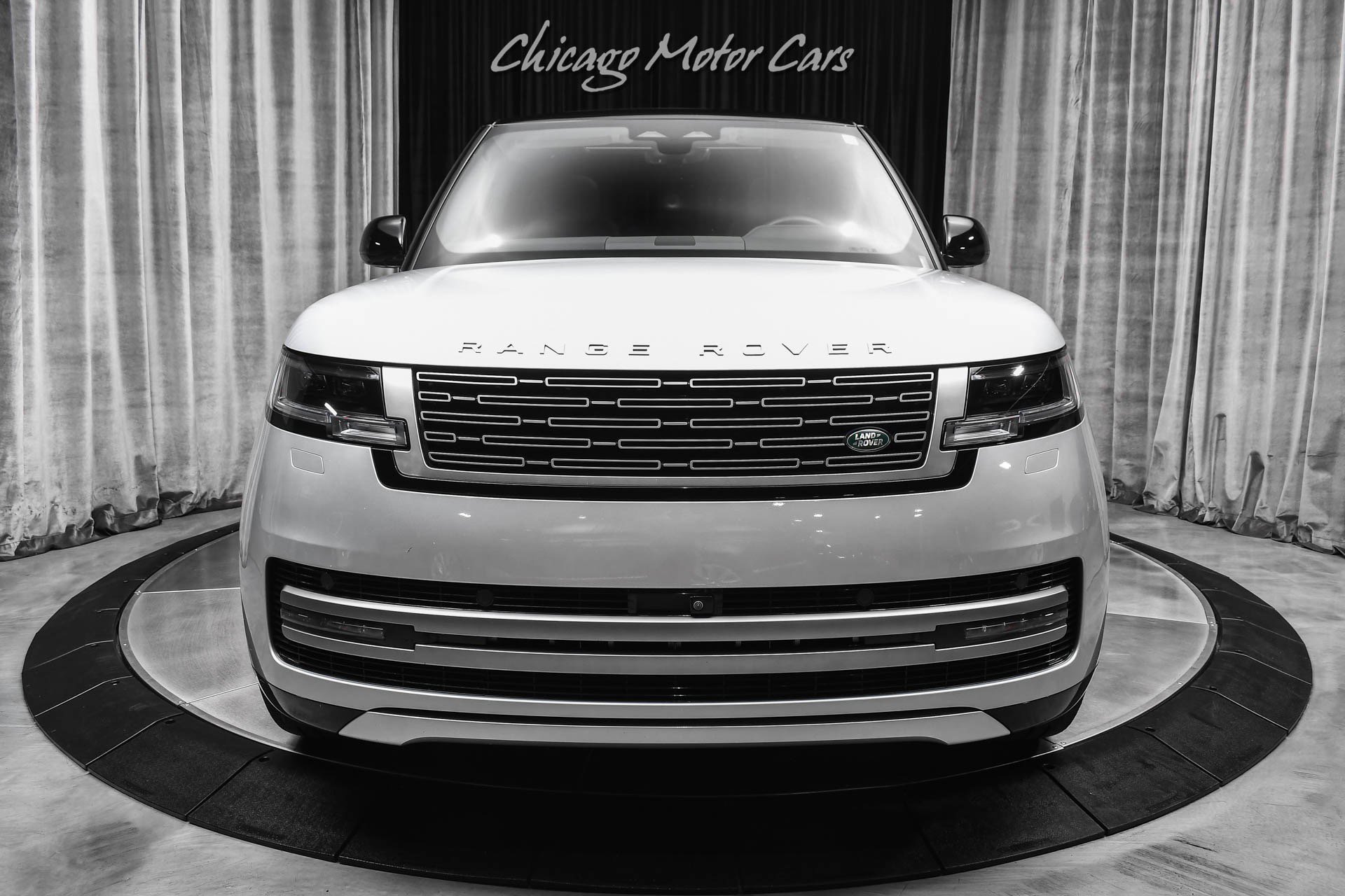 Used 2024 Land Rover Range Rover SE image 7