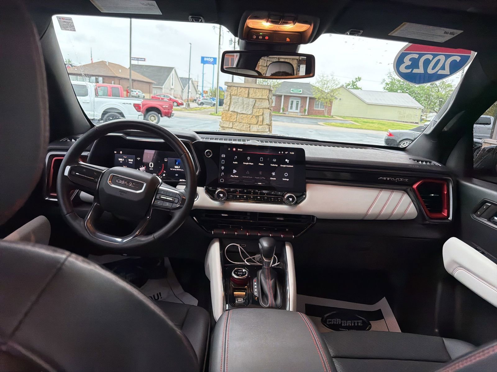 Used 2023 GMC Canyon AT4X AWD/4WD image 4