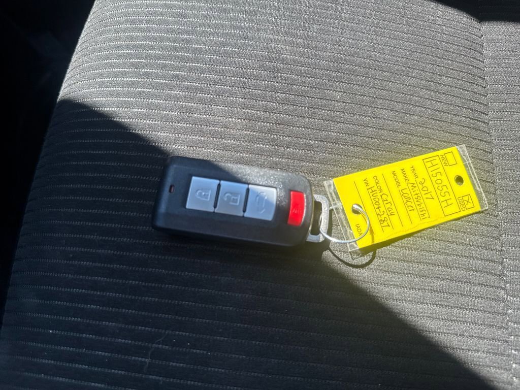 Used 2017 Mitsubishi Lancer ES image 29