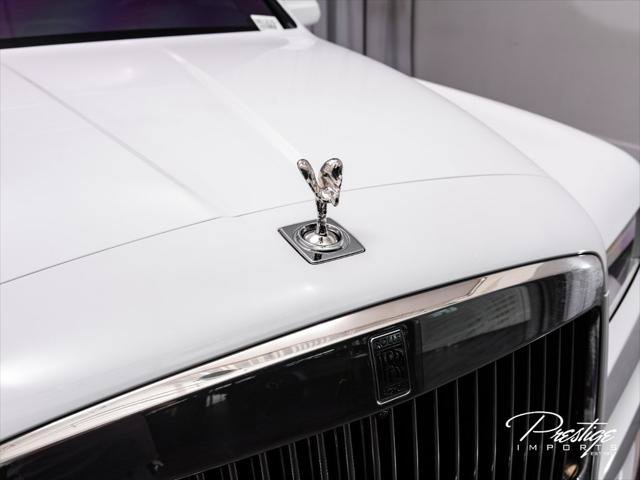 Used 2022 Rolls-Royce Cullinan AWD/4WD image 2