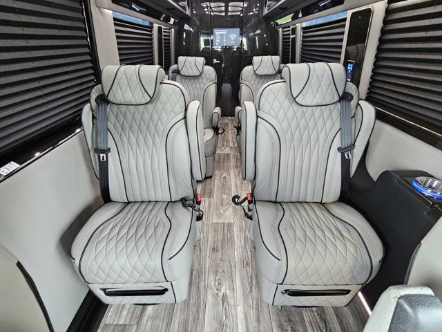 New 2024 Mercedes-Benz Sprinter 3500 image 38