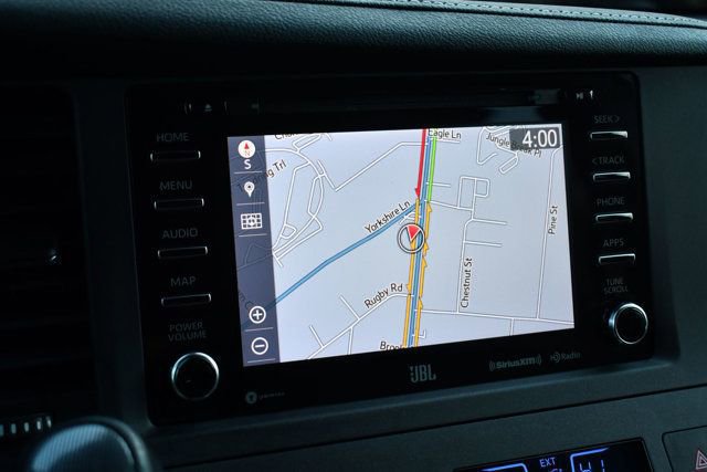 Used 2020 Toyota Sienna SE image 49