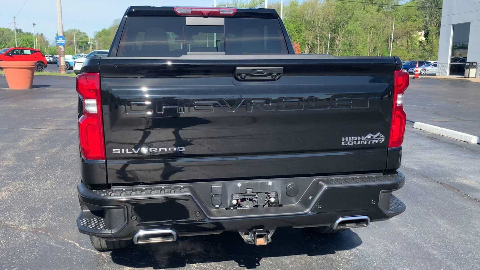 Certified 2023 Chevrolet Silverado 1500 High Country w/ High Country Premium Package AWD/4WD image 7