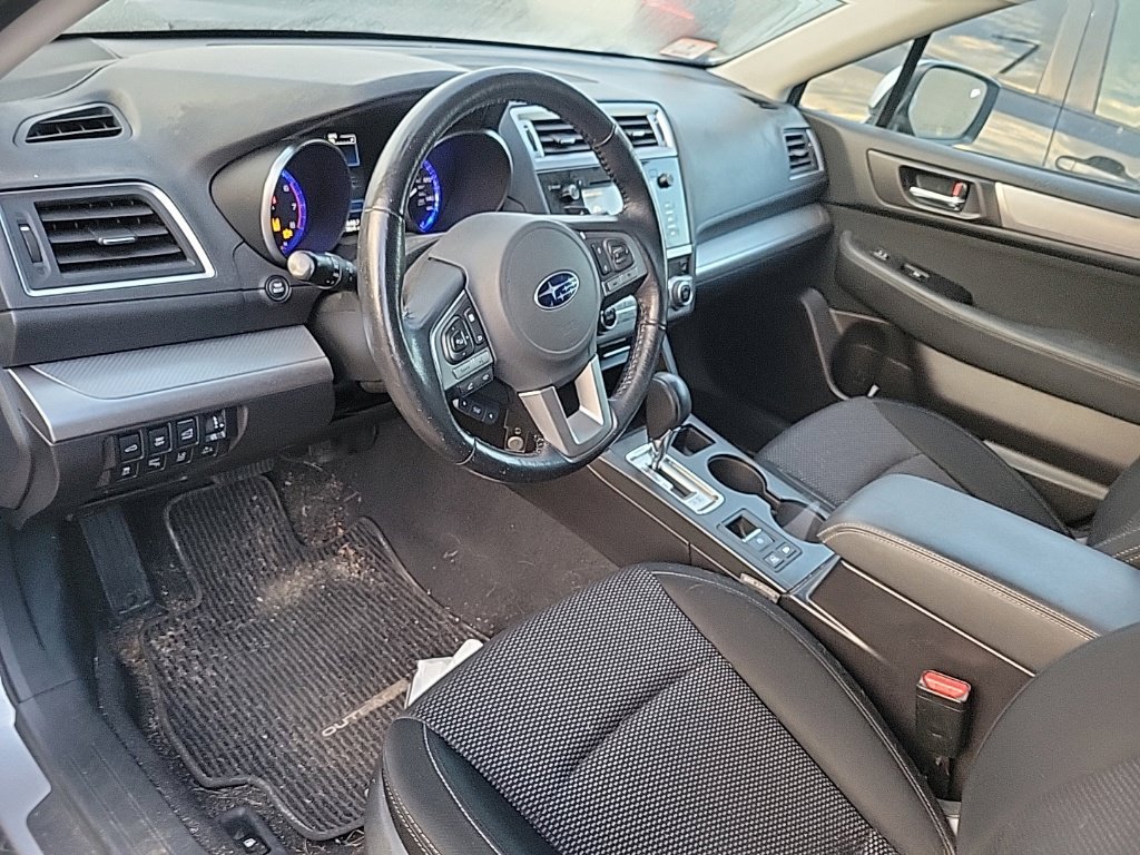 Used 2016 Subaru Outback 2.5i Premium AWD/4WD image 7