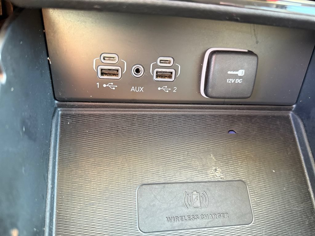 Used 2023 Jeep Grand Cherokee Limited w/ Luxury Tech Group II AWD/4WD image 35