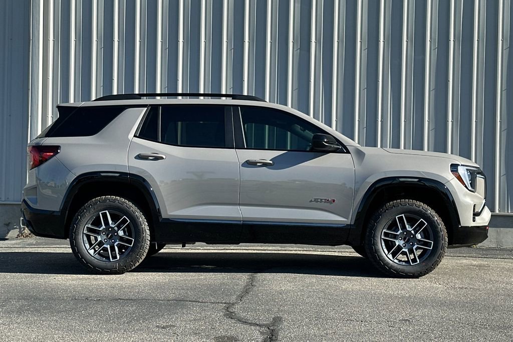 New 2026 GMC Terrain AT4 AWD/4WD image 3
