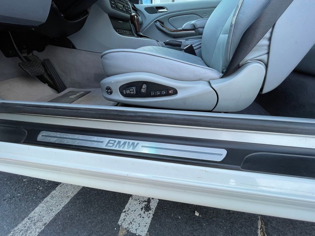 Used 2005 BMW 325Ci Convertible image 19