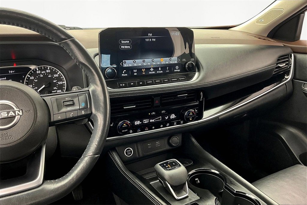 Used 2022 Nissan Rogue SL w/ SL Premium Package image 6