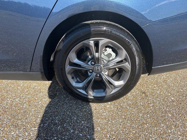 Used 2023 Honda Accord EX image 9