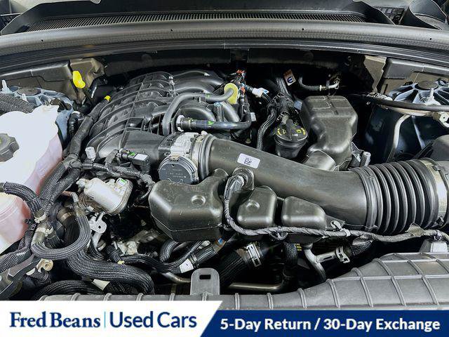 Certified 2025 Jeep Grand Cherokee L Altitude AWD/4WD image 38
