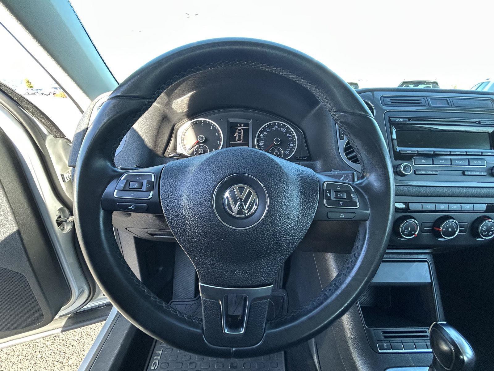 Used 2014 Volkswagen Tiguan S AWD/4WD image 14