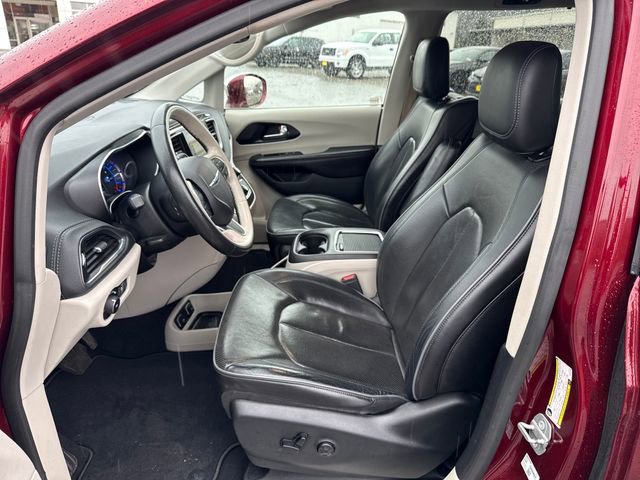 Used 2020 Chrysler Pacifica Limited w/ Advanced Safetytec Group image 20