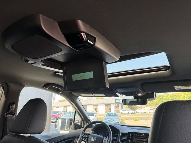 Used 2022 Honda Pilot Black Edition image 17