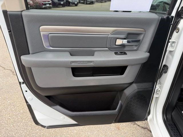 Used 2017 RAM 1500 Big Horn AWD/4WD image 15