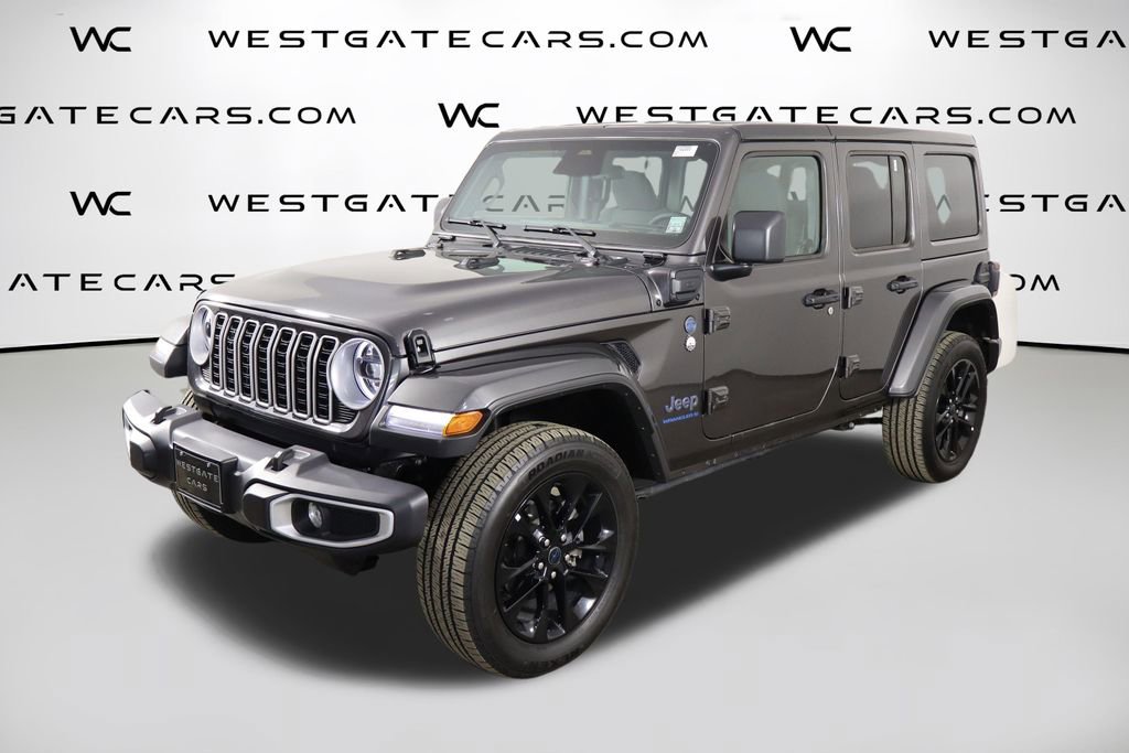 Used 2025 Jeep Wrangler Unlimited Sahara w/ Safety Group image 1
