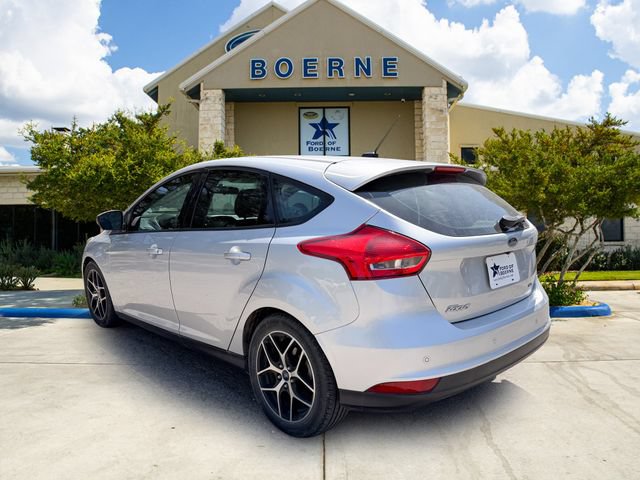 Used 2018 Ford Focus SEL FWD image 3