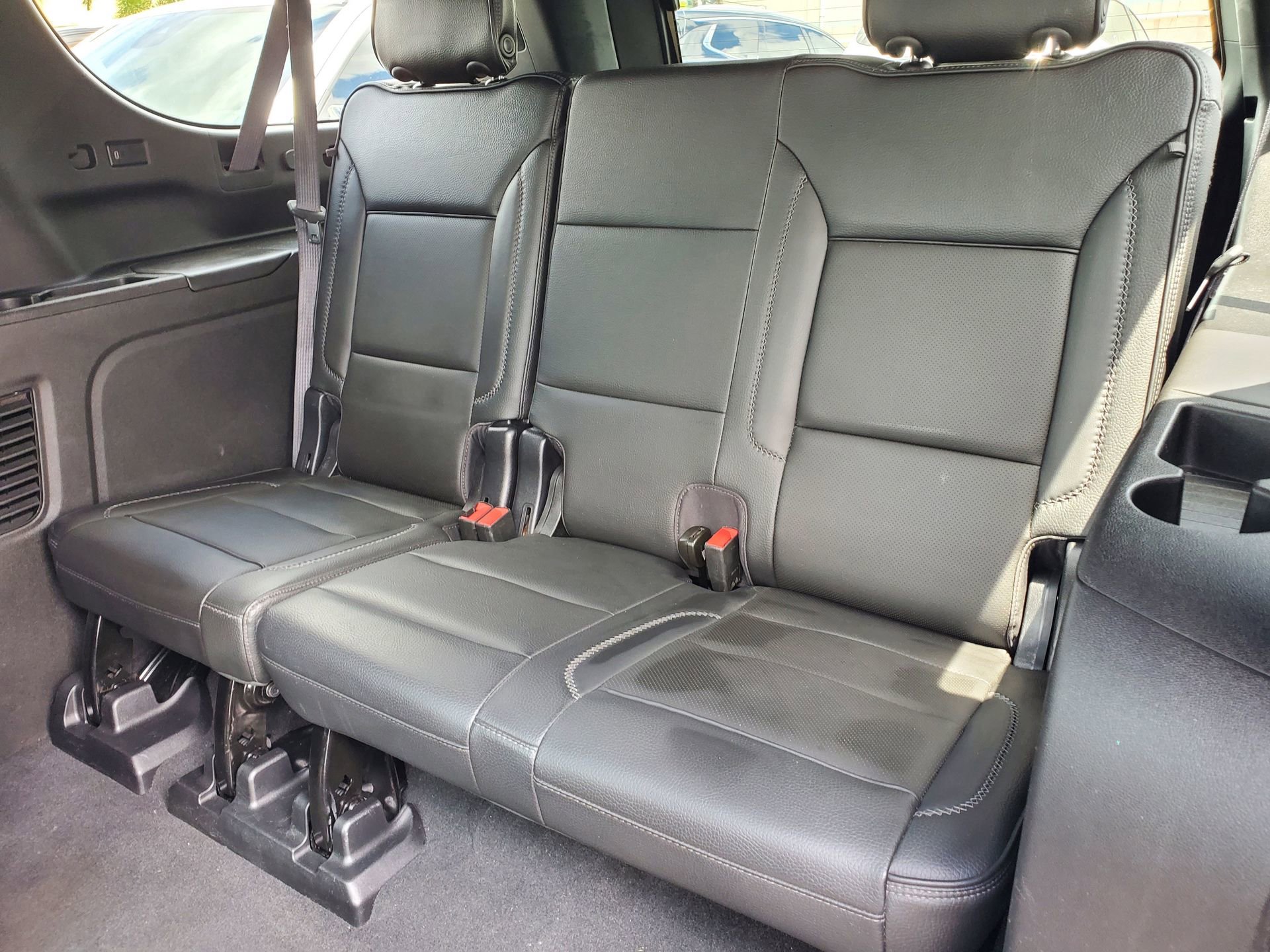 Used 2023 GMC Yukon XL Denali AWD/4WD image 13