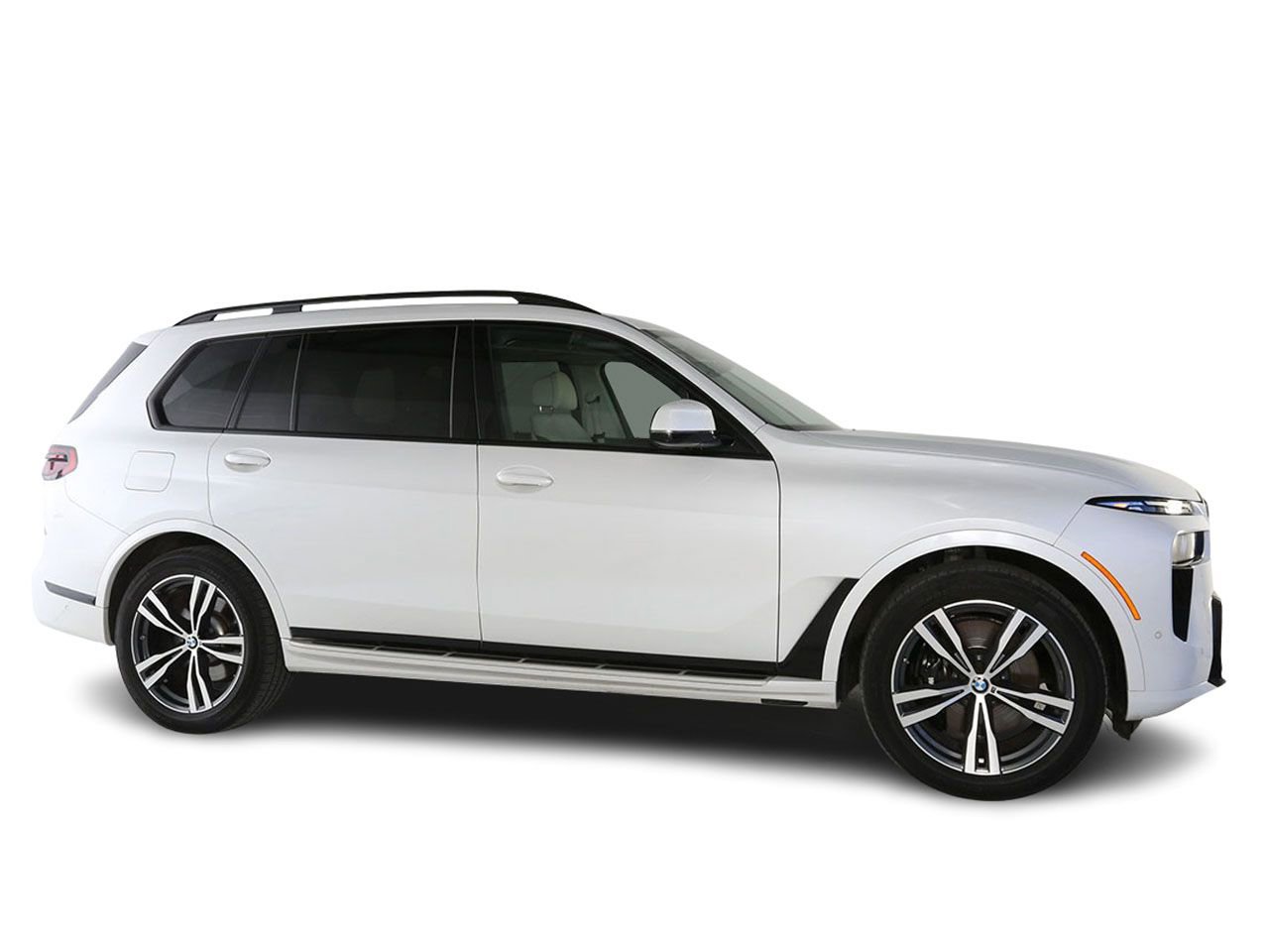 Used 2024 BMW X7 xDrive40i w/ Executive Package image 14