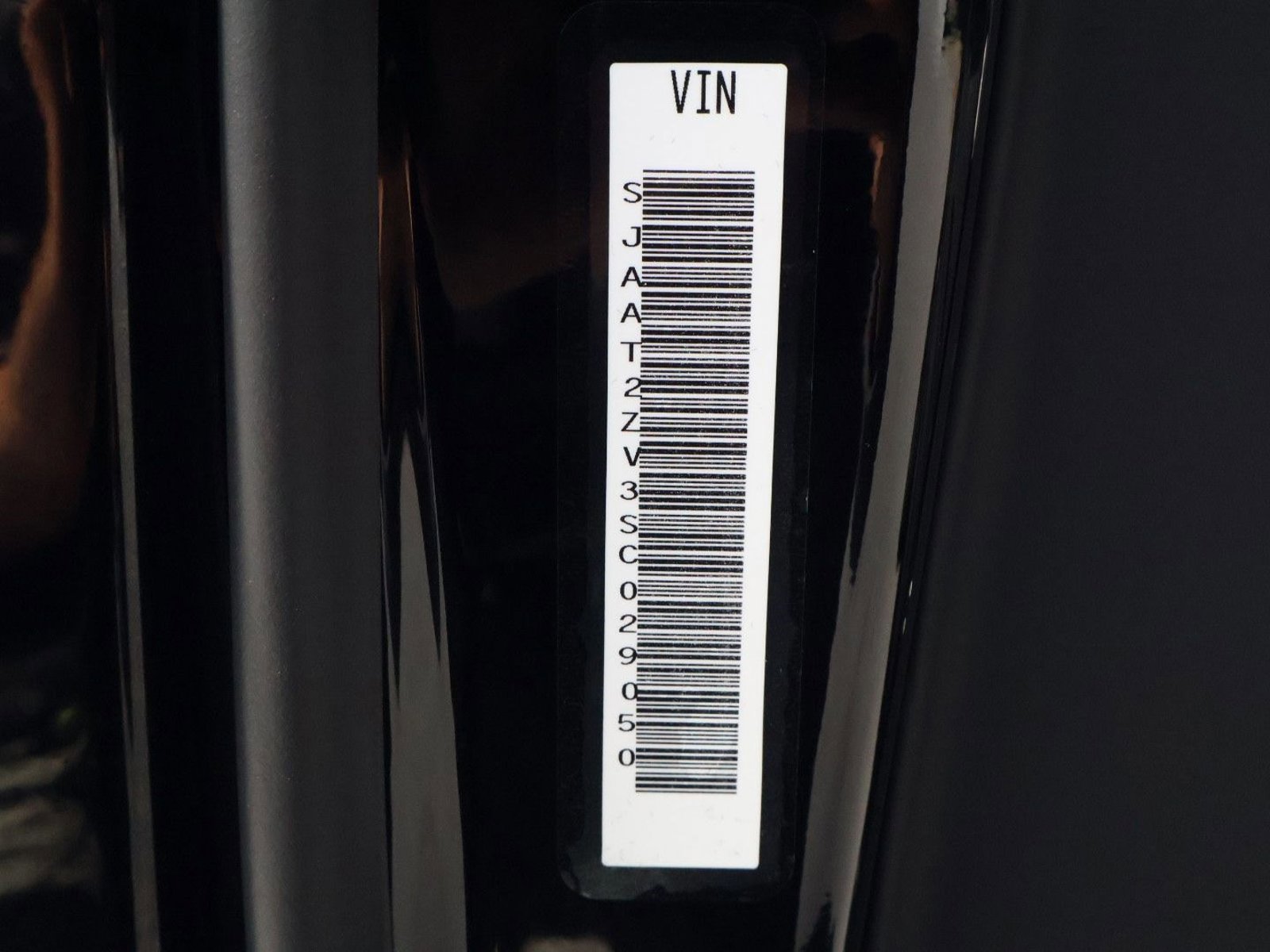 Certified 2025 Bentley Bentayga image 22