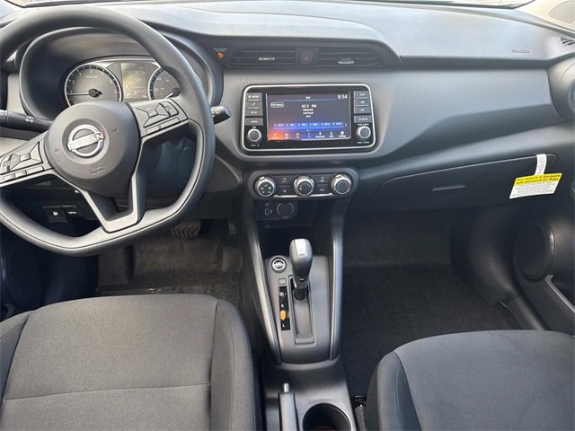 New 2025 Nissan Kicks Play S image 18