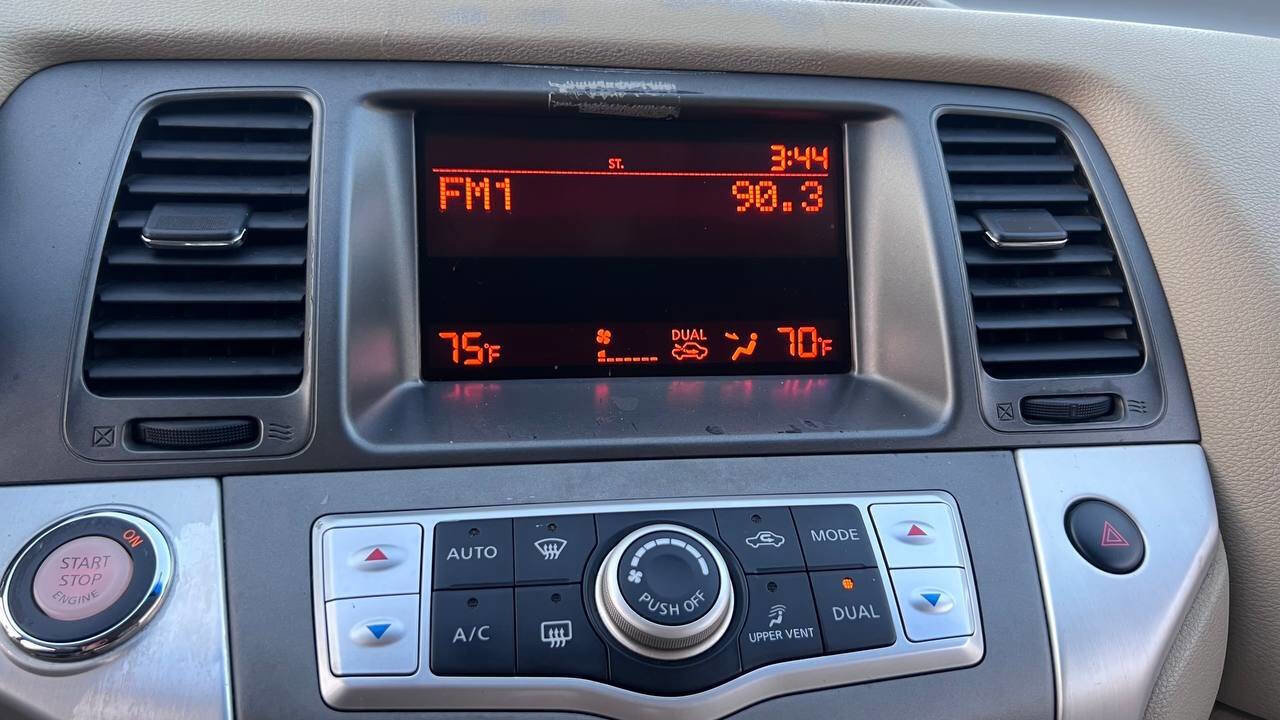 Used 2014 Nissan Murano S image 28